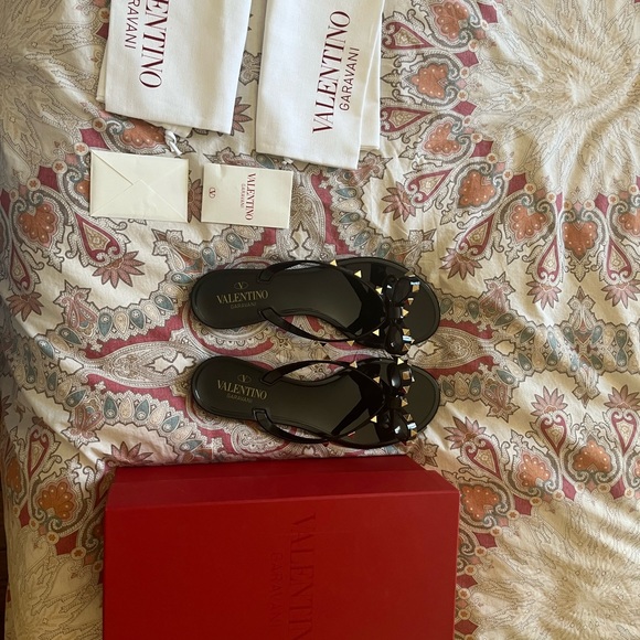 Valentino Rockstud Sandals - Picture 4 of 4